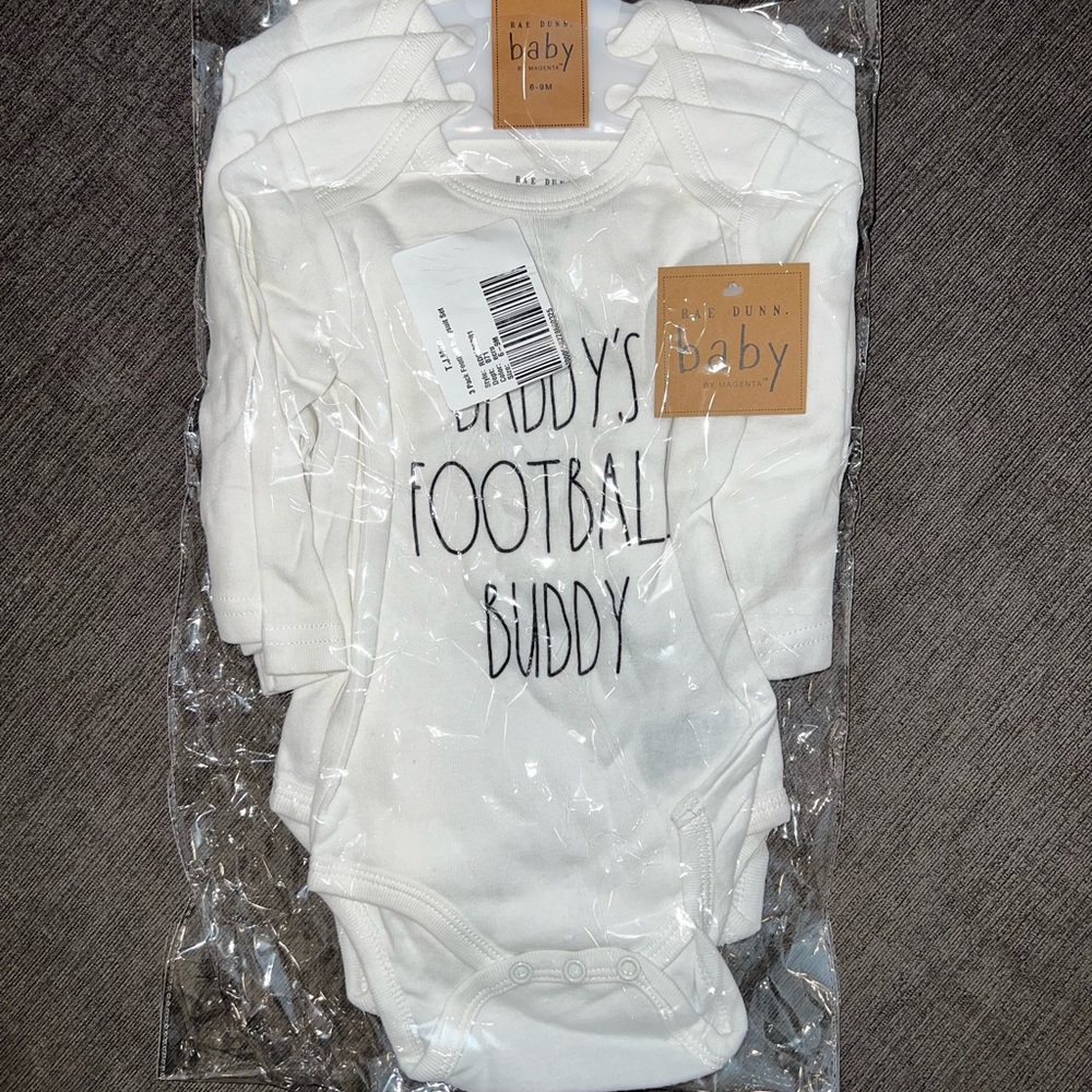 🏈Rae Dunn 6-9 DADDYS FOOTBALL BUDDY 3 pcs Long sleeve onesies 👶🏽SUNDAY FUNDAY